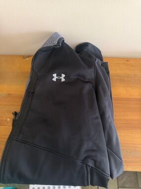 Under Armour Black Athletic Zip-Up Jacket
